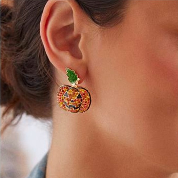 BAUBLEBAR Pumpkin Pavé Stud Earrings - Picture 1 of 2